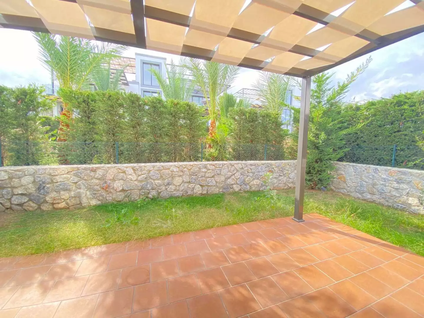 Flat 96m² in Cyprus, Kyrenia. Priced at 195000€ rent photo-13