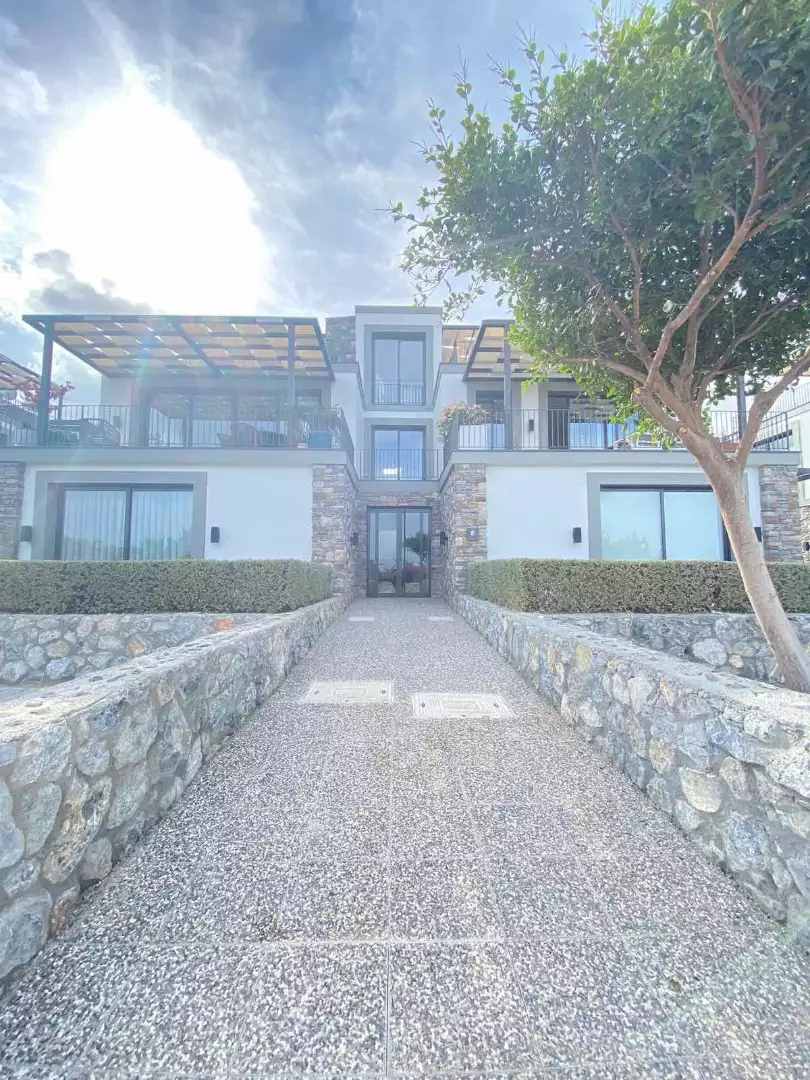 Flat 96m² in Cyprus, Kyrenia. Priced at 195000€ rent photo-17