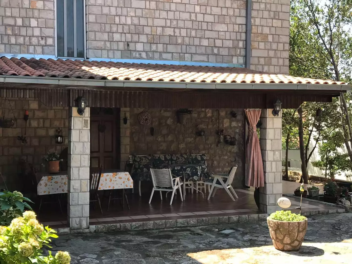 House 160m² in Montenegro, Sutomore. Priced at 225000€ rent photo-5