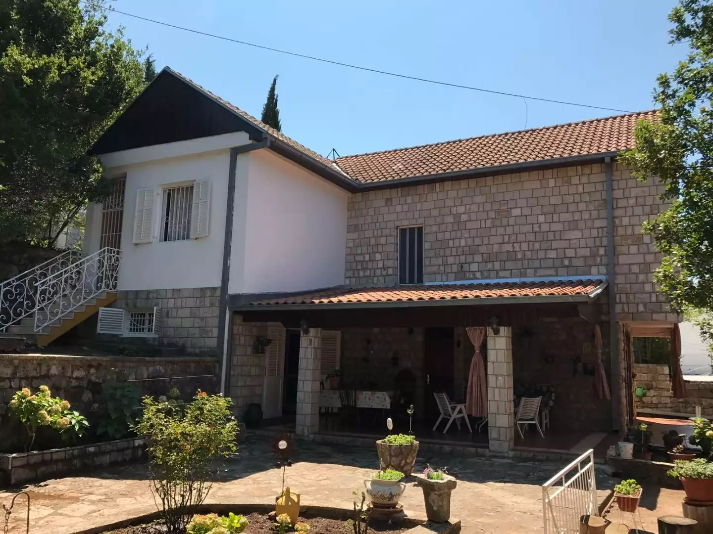 House 160m² in Montenegro, Sutomore. Priced at 225000€ rent photo-8