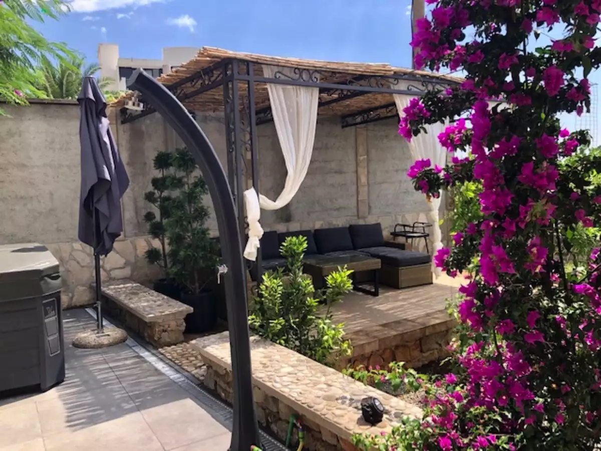 House 360m² in Montenegro, Krimovica. Priced at 480000€ rent photo-5