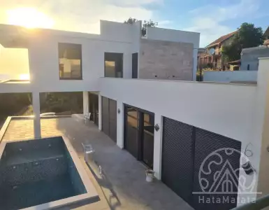 Buy in Montenegro for 440000€