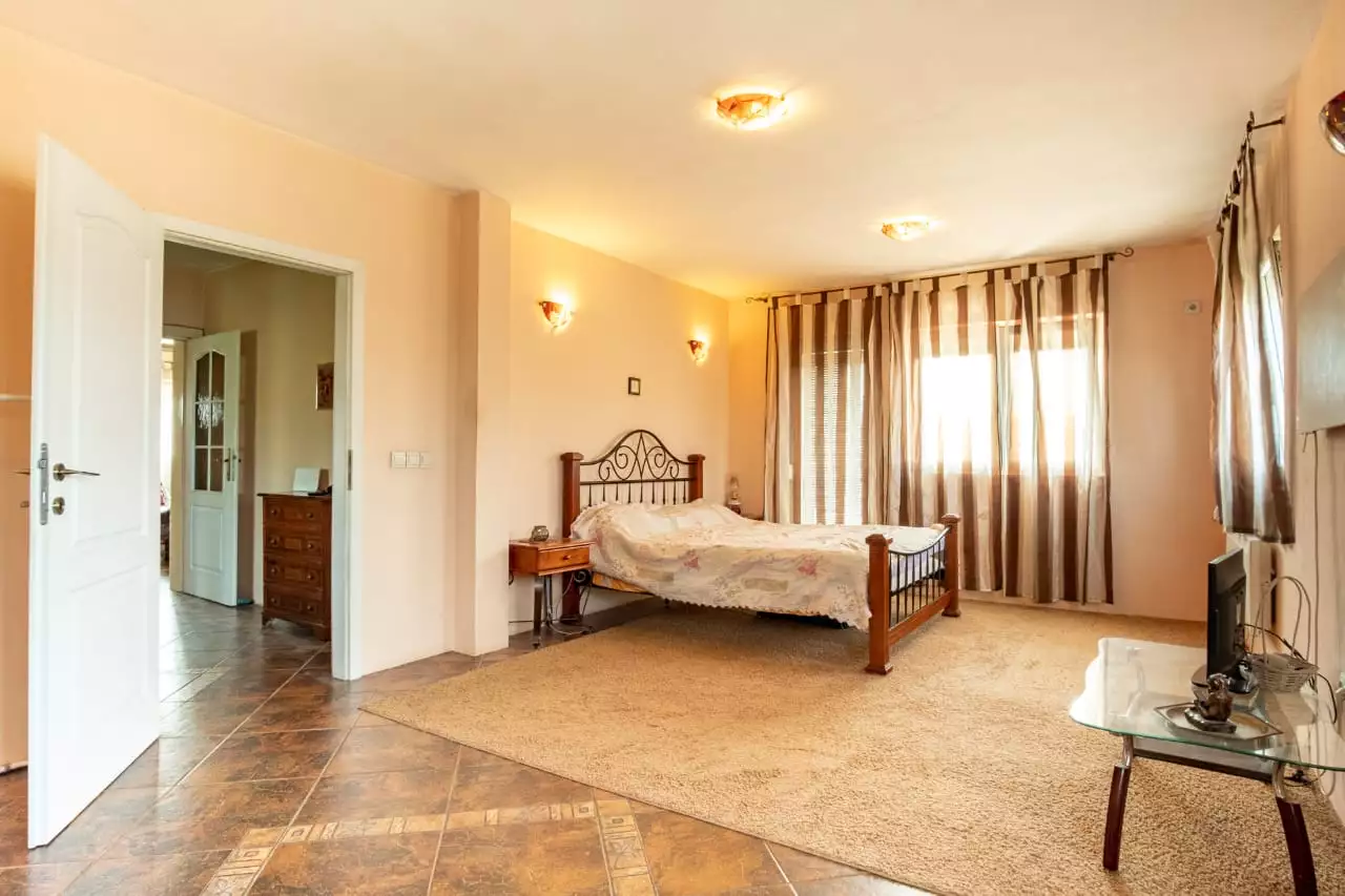 House 180m² in Montenegro, Bar. Priced at 238000€ rent photo-4