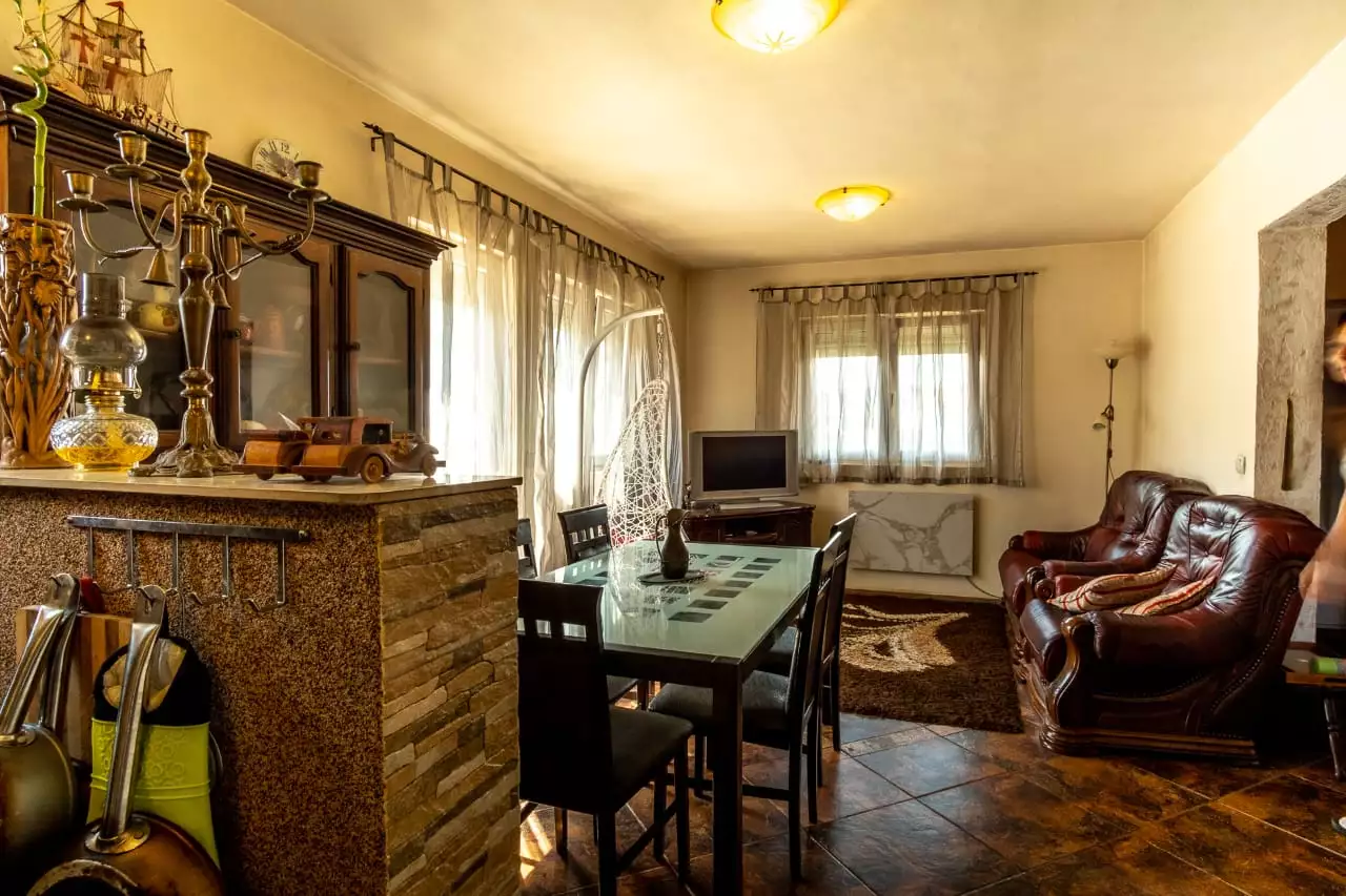 House 180m² in Montenegro, Bar. Priced at 238000€ rent photo-9