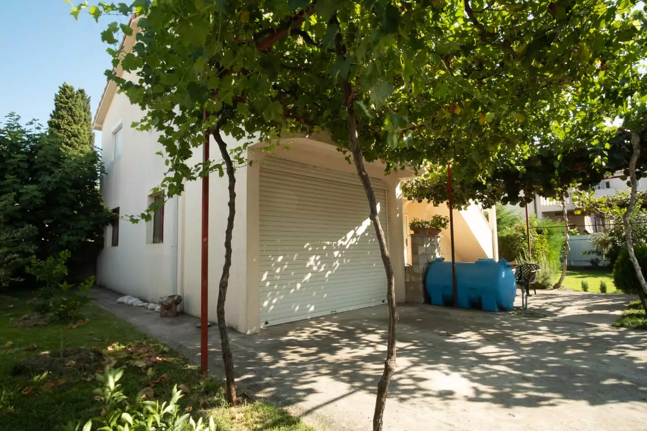 House 180m² in Montenegro, Bar. Priced at 238000€ rent photo-19