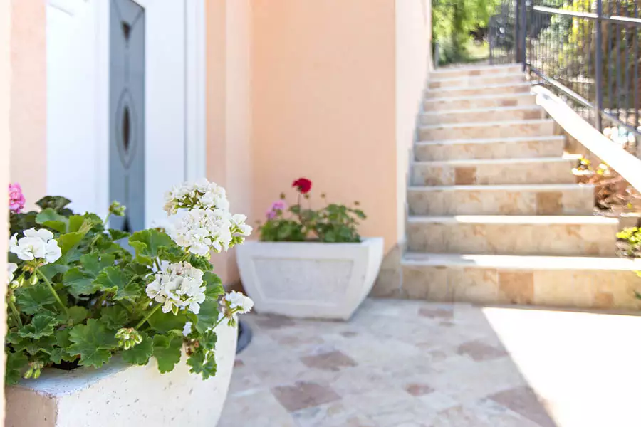 House 250m² in Montenegro, Utjeha. Priced at 250000€ rent photo-2