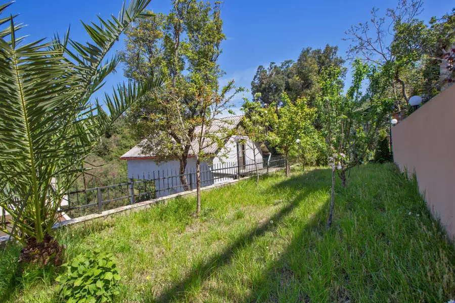 House 250m² in Montenegro, Utjeha. Priced at 250000€ rent photo-9
