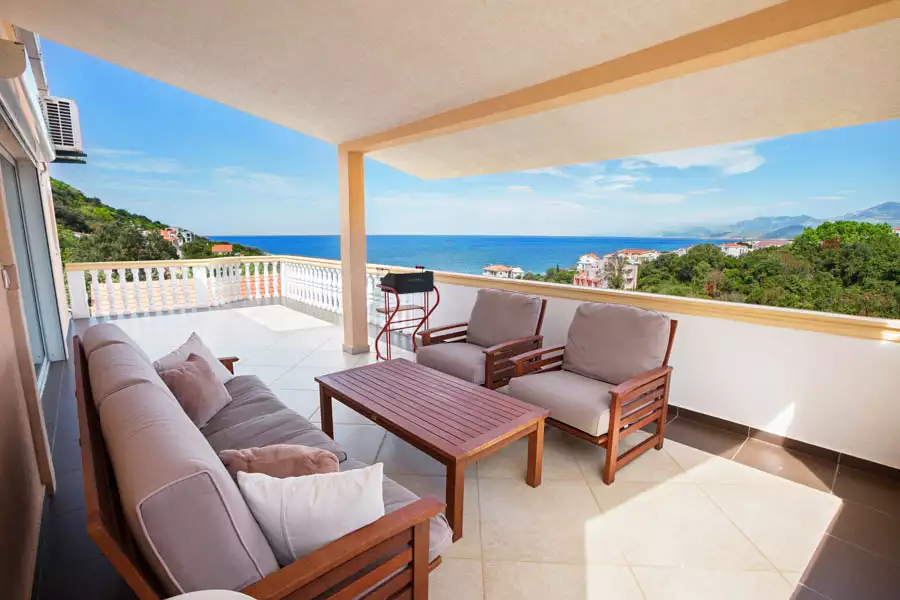House 250m² in Montenegro, Utjeha. Priced at 250000€ rent photo-54