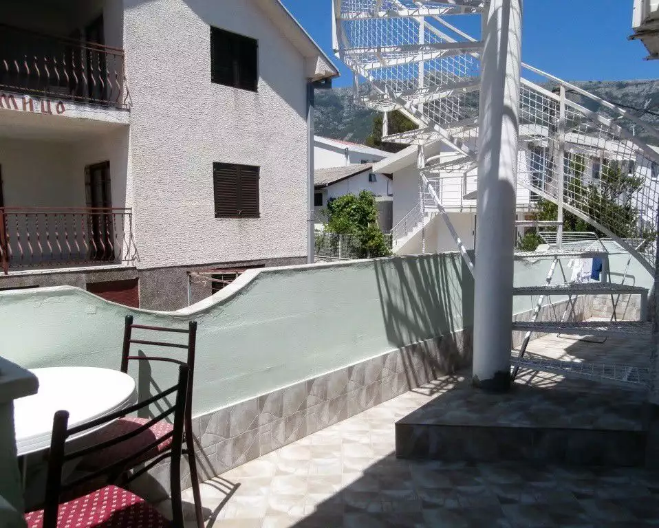 House 200m² in Montenegro, Sutomore. Priced at 170000€ rent photo-6