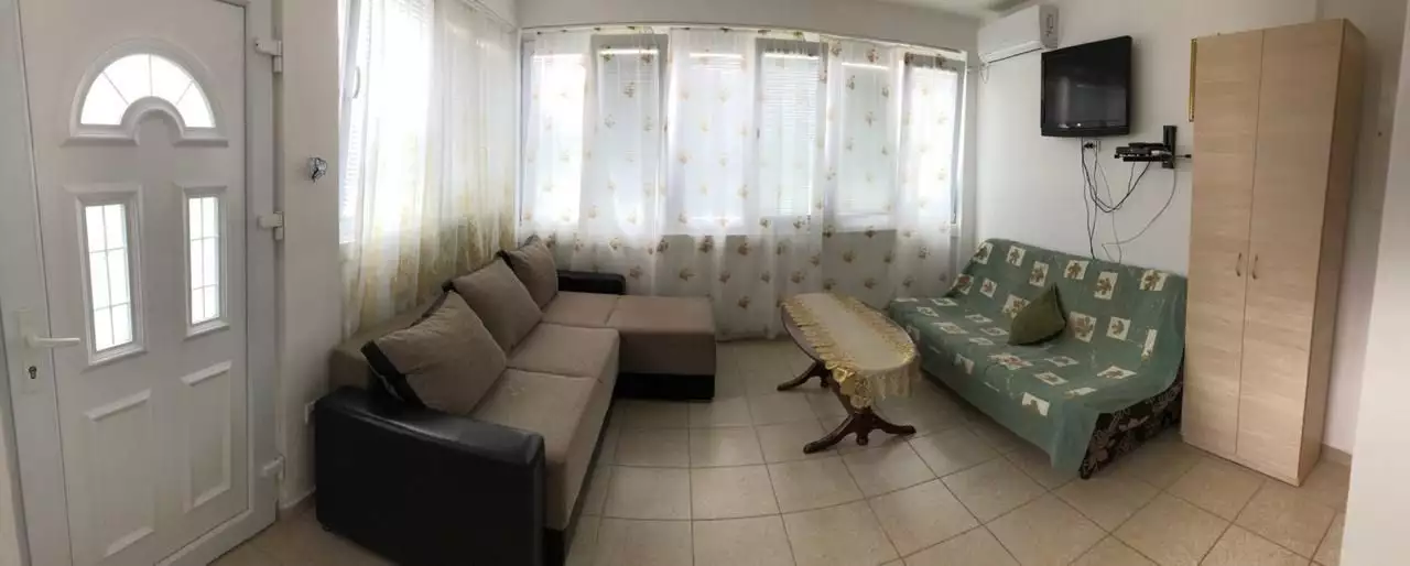House 200m² in Montenegro, Sutomore. Priced at 170000€ rent photo-9