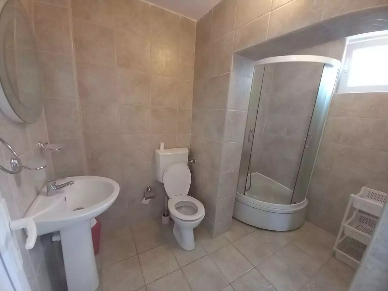 House 200m² in Montenegro, Sutomore. Priced at 170000€ rent photo-13