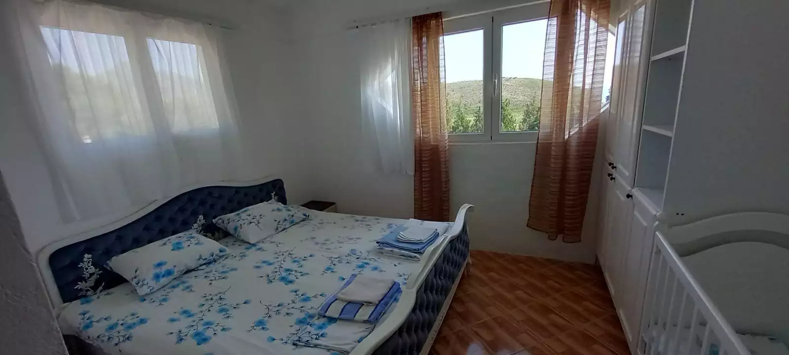 House 200m² in Montenegro, Sutomore. Priced at 170000€ rent photo-23