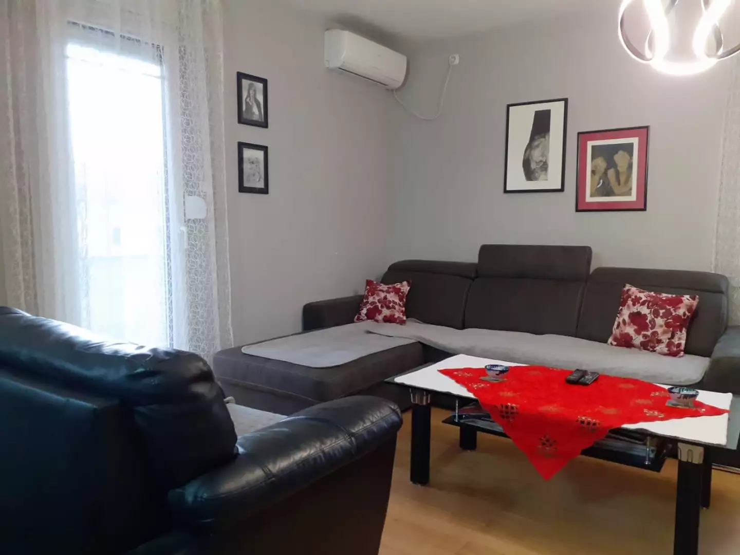 House 150m² in Montenegro, Cetinje. Priced at 160000€ rent photo-16