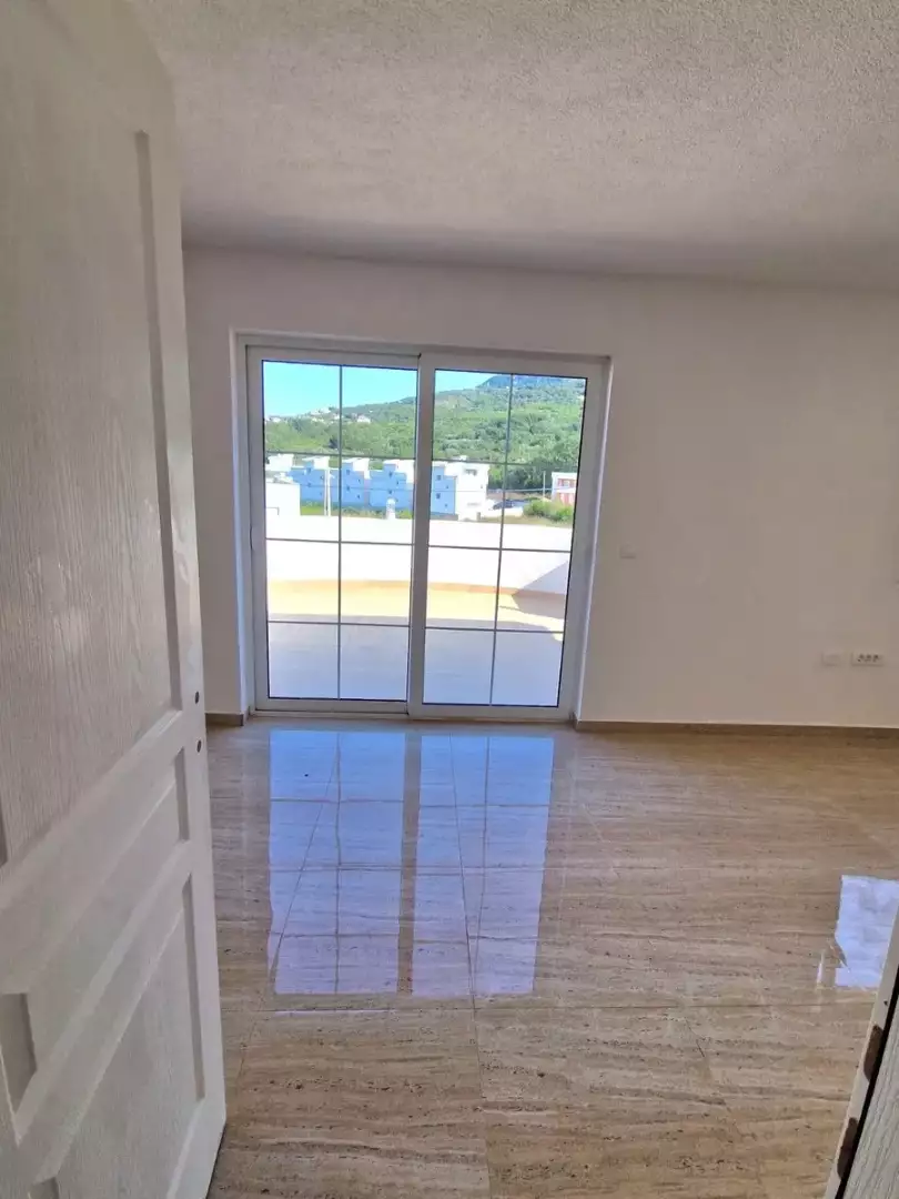 Villa 220m² in Montenegro, Dobra Voda. Priced at 225000€ rent photo-7