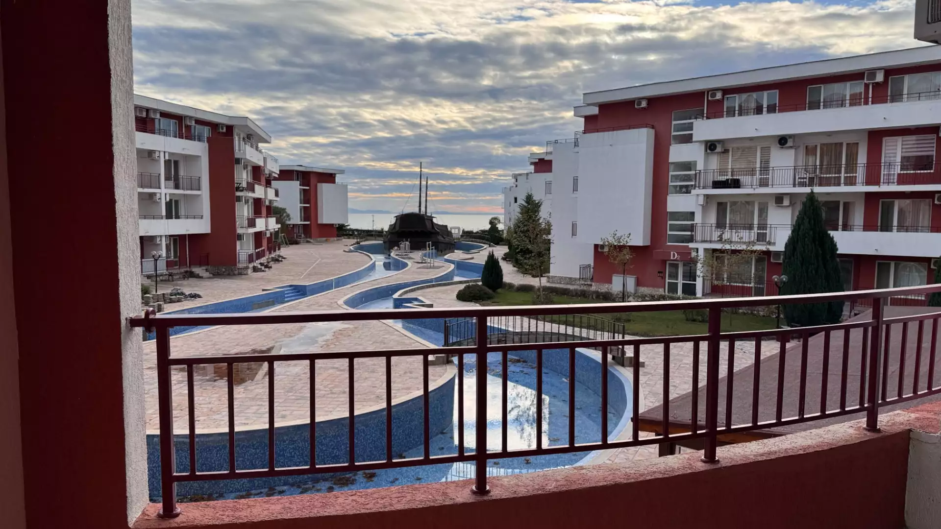 Flat 80m² in Bulgaria, Elenite. Priced at 72900€ rent photo-16