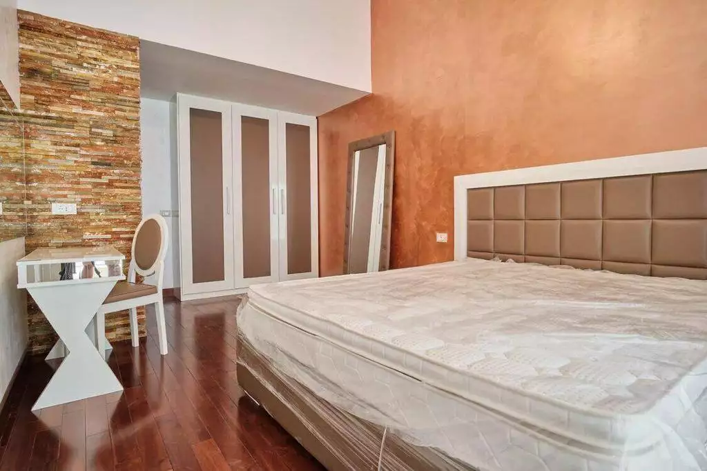 Flat 350m² in Montenegro, Rafailovici. Priced at 900000€ rent photo-5