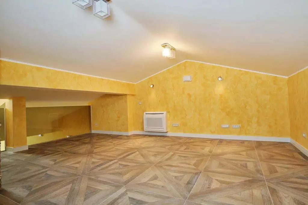 Flat 350m² in Montenegro, Rafailovici. Priced at 900000€ rent photo-11