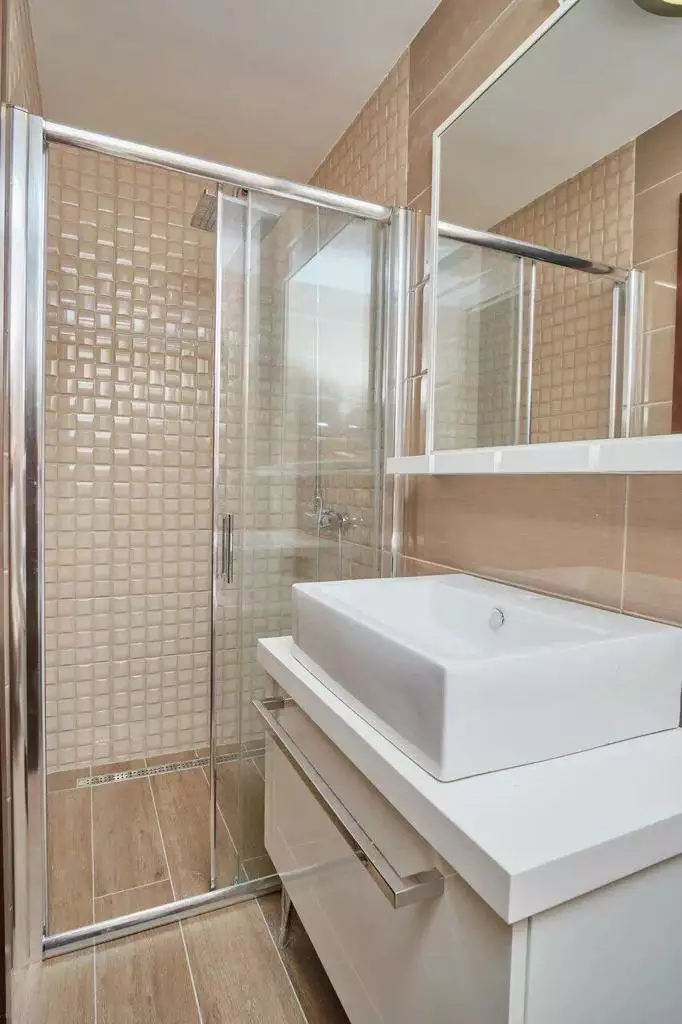 Flat 350m² in Montenegro, Rafailovici. Priced at 900000€ rent photo-28