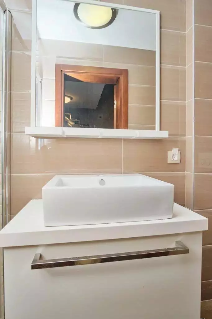 Flat 350m² in Montenegro, Rafailovici. Priced at 900000€ rent photo-32