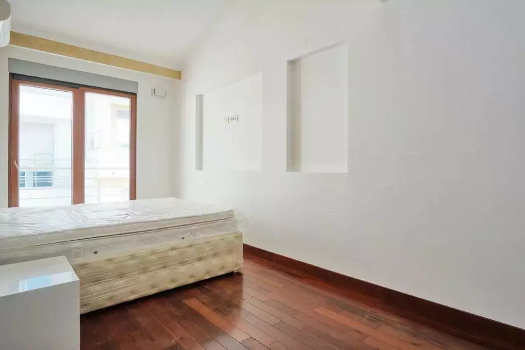 Flat 350m² in Montenegro, Rafailovici. Priced at 900000€ rent photo-42