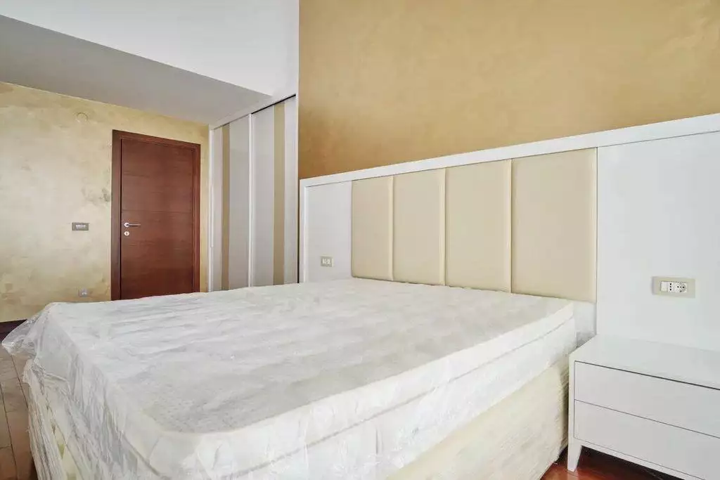 Flat 350m² in Montenegro, Rafailovici. Priced at 900000€ rent photo-43