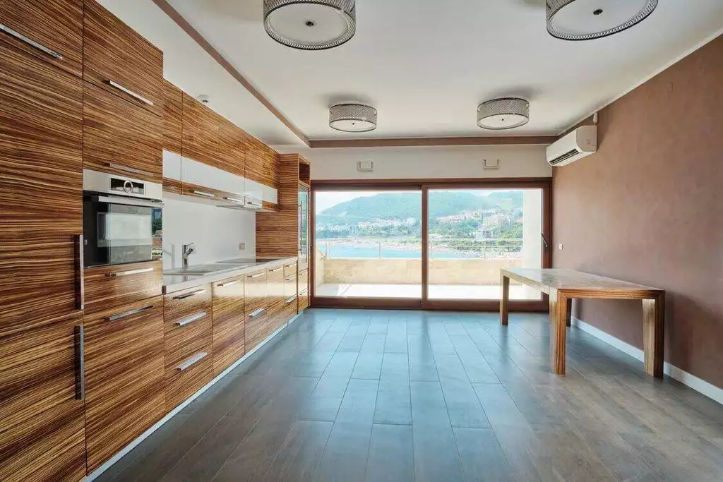 Flat 350m² in Montenegro, Rafailovici. Priced at 900000€ rent photo-64