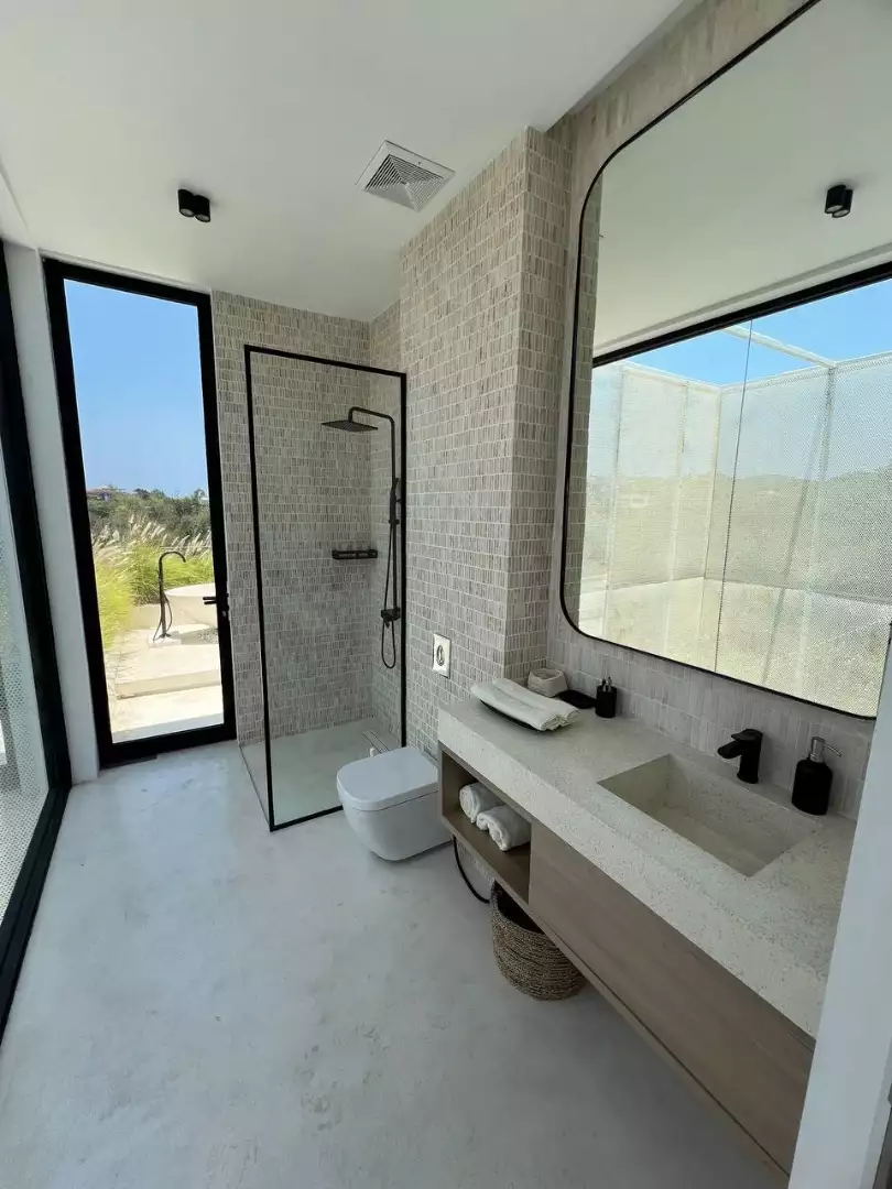 Flat 29m² in Indonesia, Bukit-Uluwatu. Priced at 91300€ rent photo-2