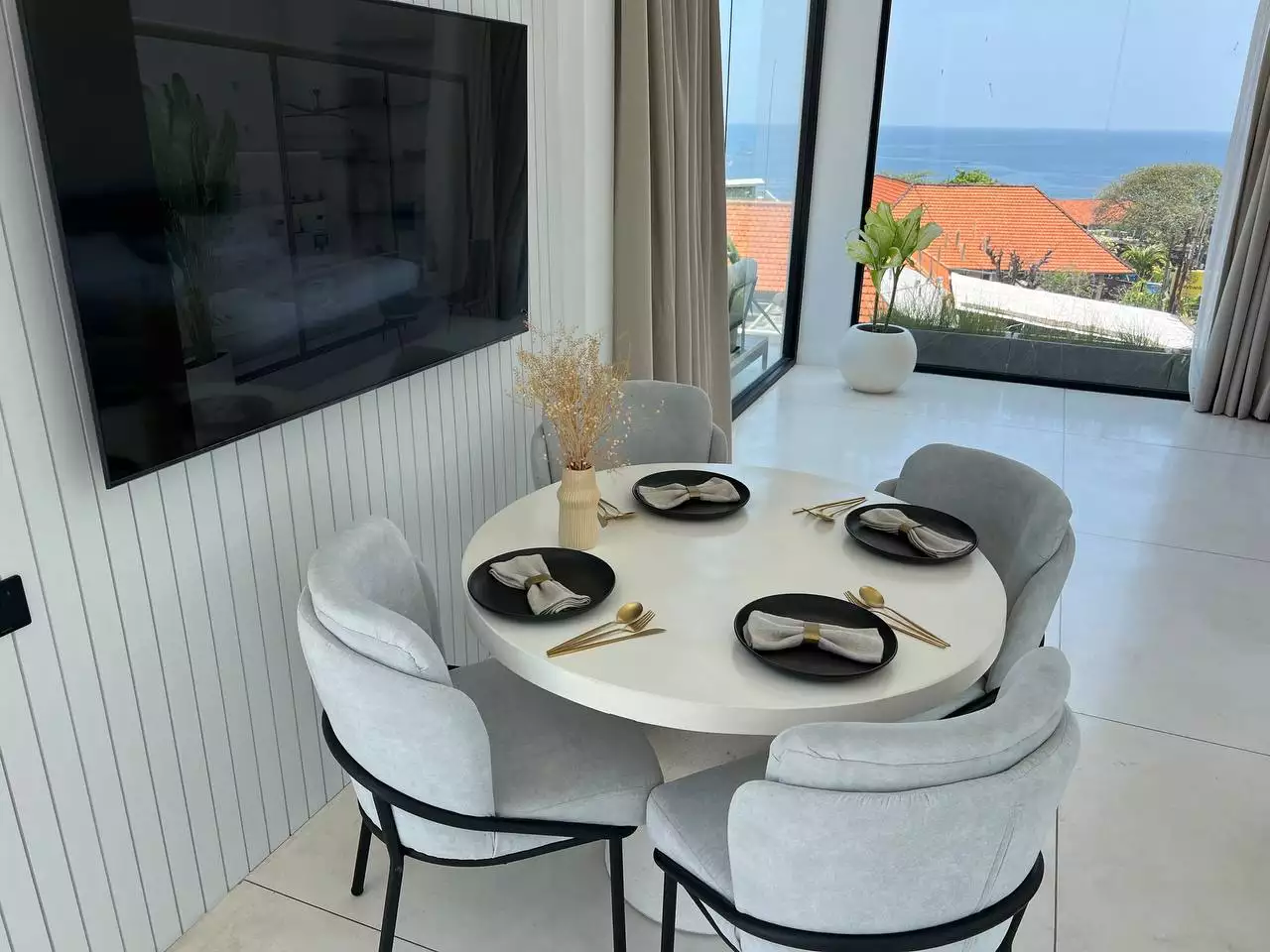 Flat 29m² in Indonesia, Bukit-Uluwatu. Priced at 91300€ rent photo-3