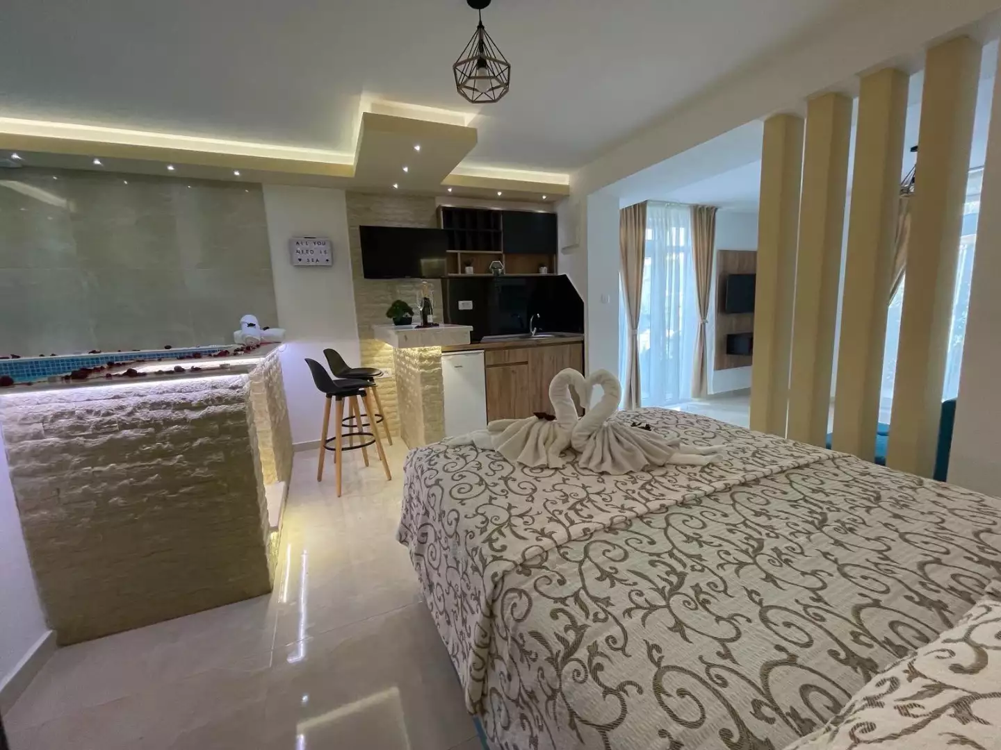 Flat 40m² in Montenegro, Sutomore. Priced at 129000€ rent photo-17