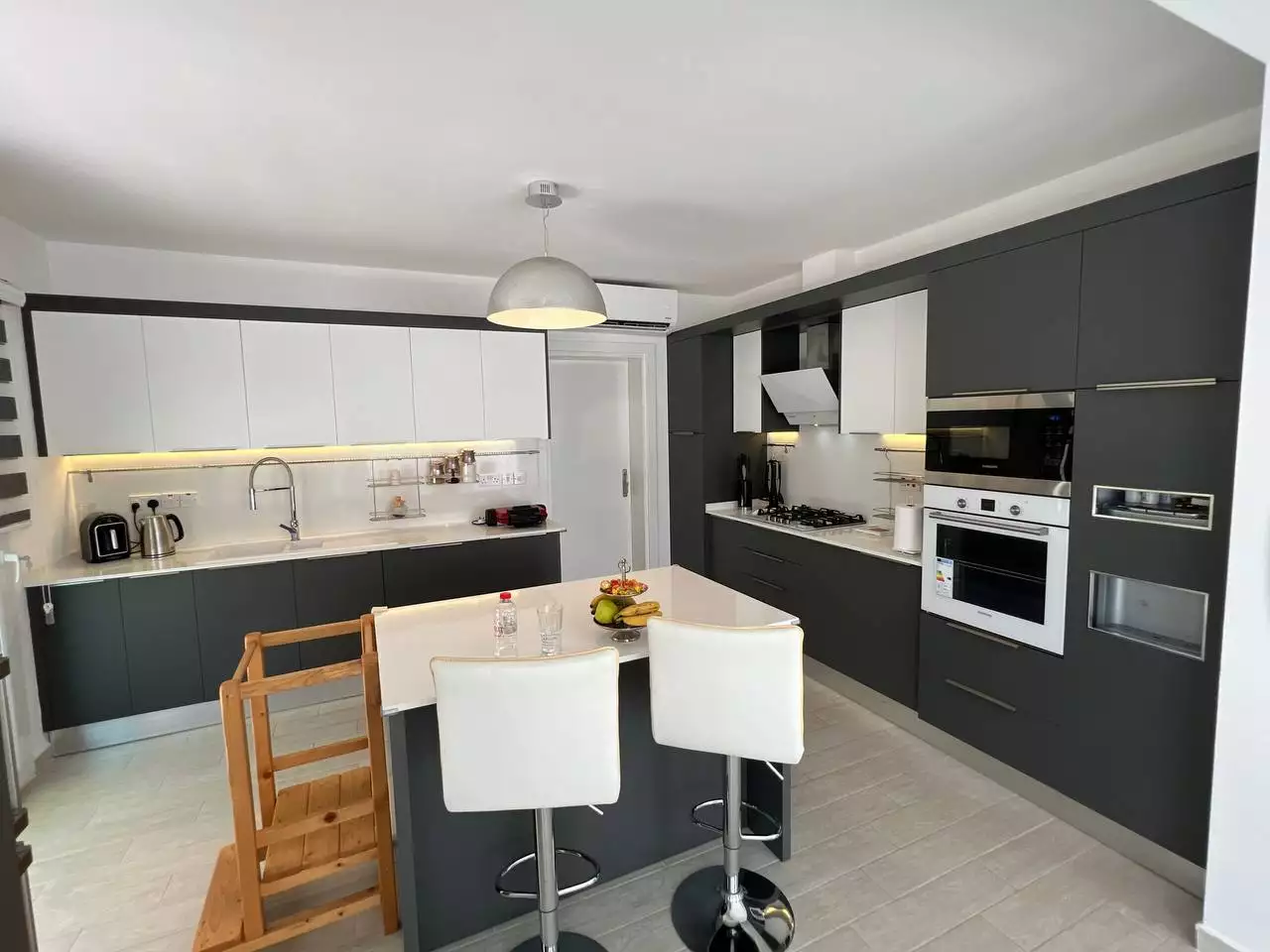 Villa 250m² in Cyprus, Famagusta. Priced at 450000€ rent photo-26