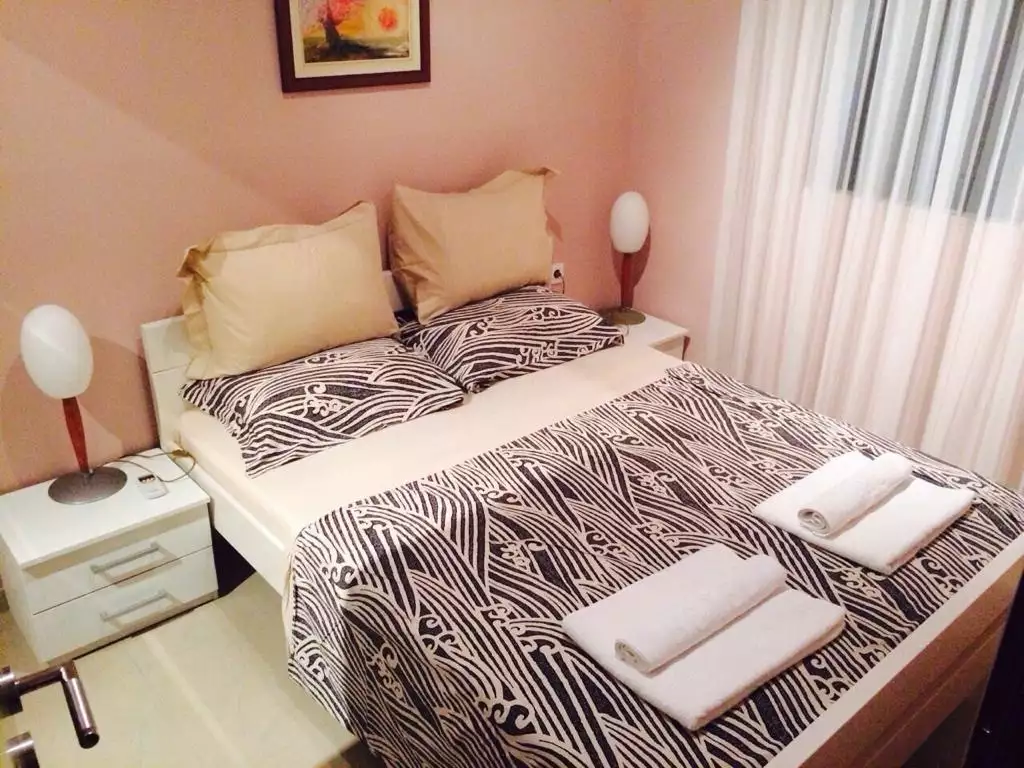 Flat 50m² in Montenegro, Sveti Stefan. Priced at 150000€ rent photo-2