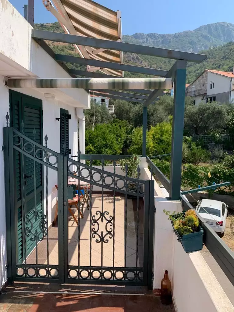 Flat 50m² in Montenegro, Sveti Stefan. Priced at 150000€ rent photo-10