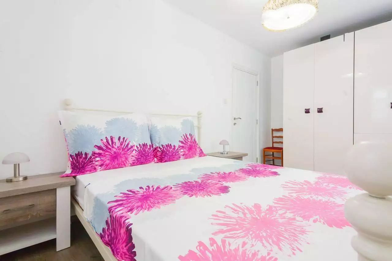Flat 60m² in Montenegro, Sveti Stefan. Priced at 180000€ rent photo-4