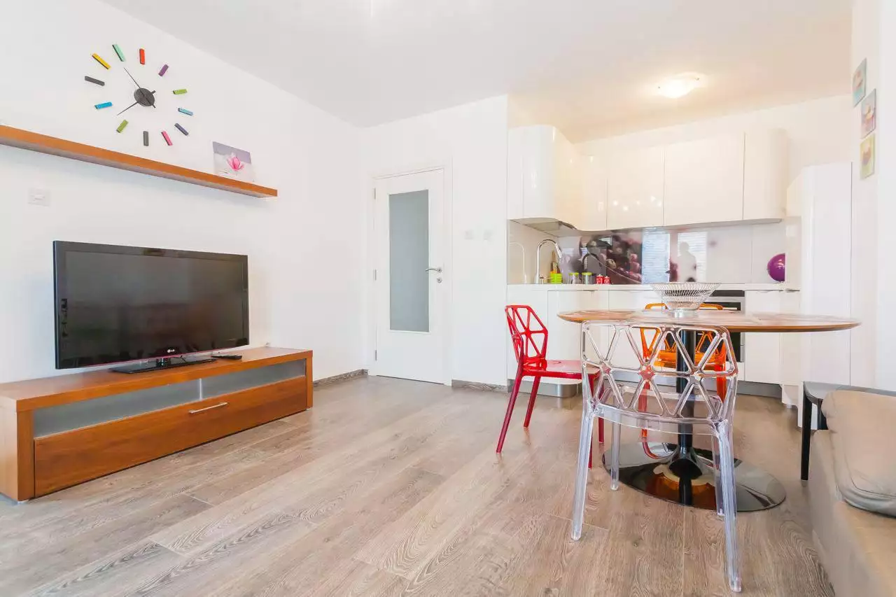 Flat 60m² in Montenegro, Sveti Stefan. Priced at 180000€ rent photo-14