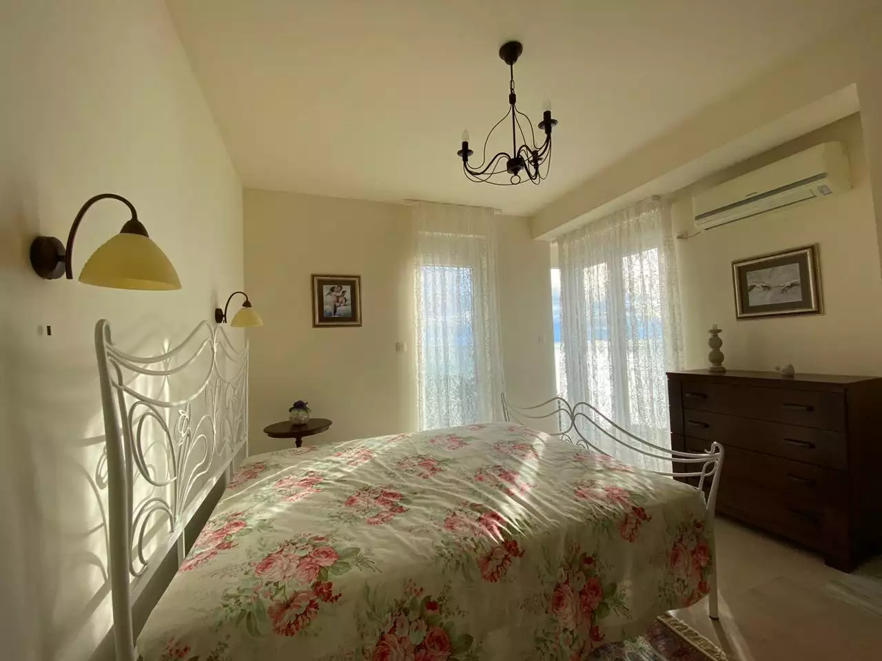 Flat 106m² in Montenegro, Sveti Stefan. Priced at 390000€ rent photo-14