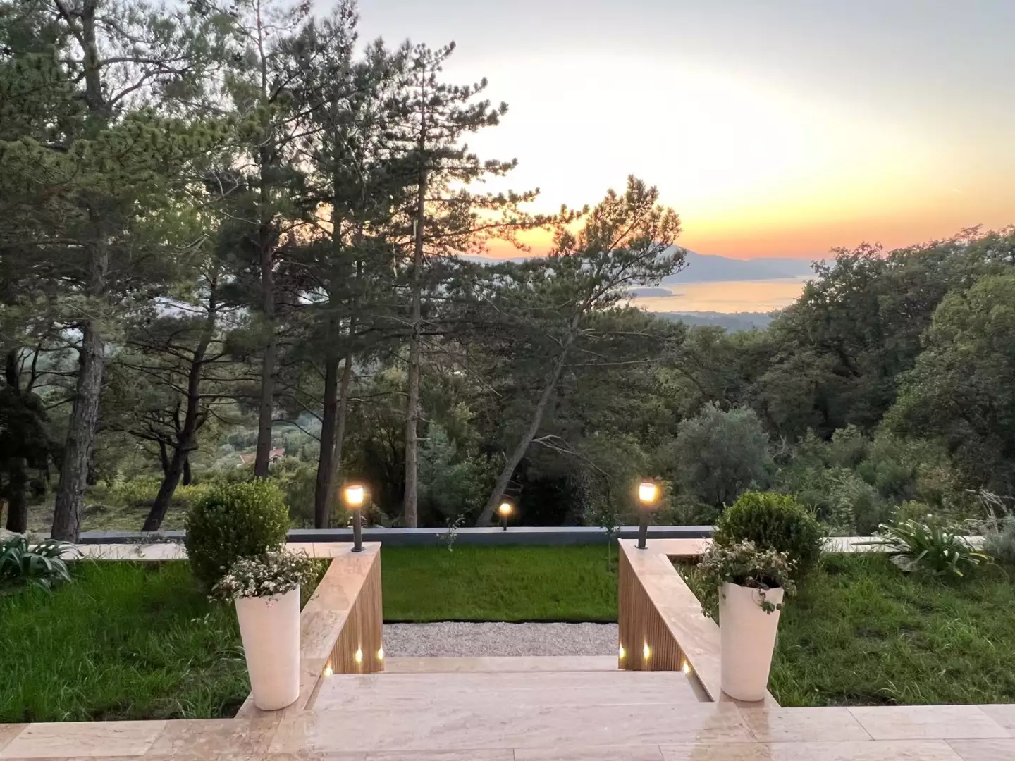 Villa 480m² in Montenegro, Tivat. Priced at 1750000€ rent photo-5