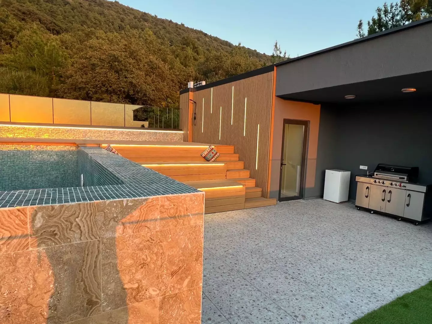 Villa 480m² in Montenegro, Tivat. Priced at 1750000€ rent photo-6