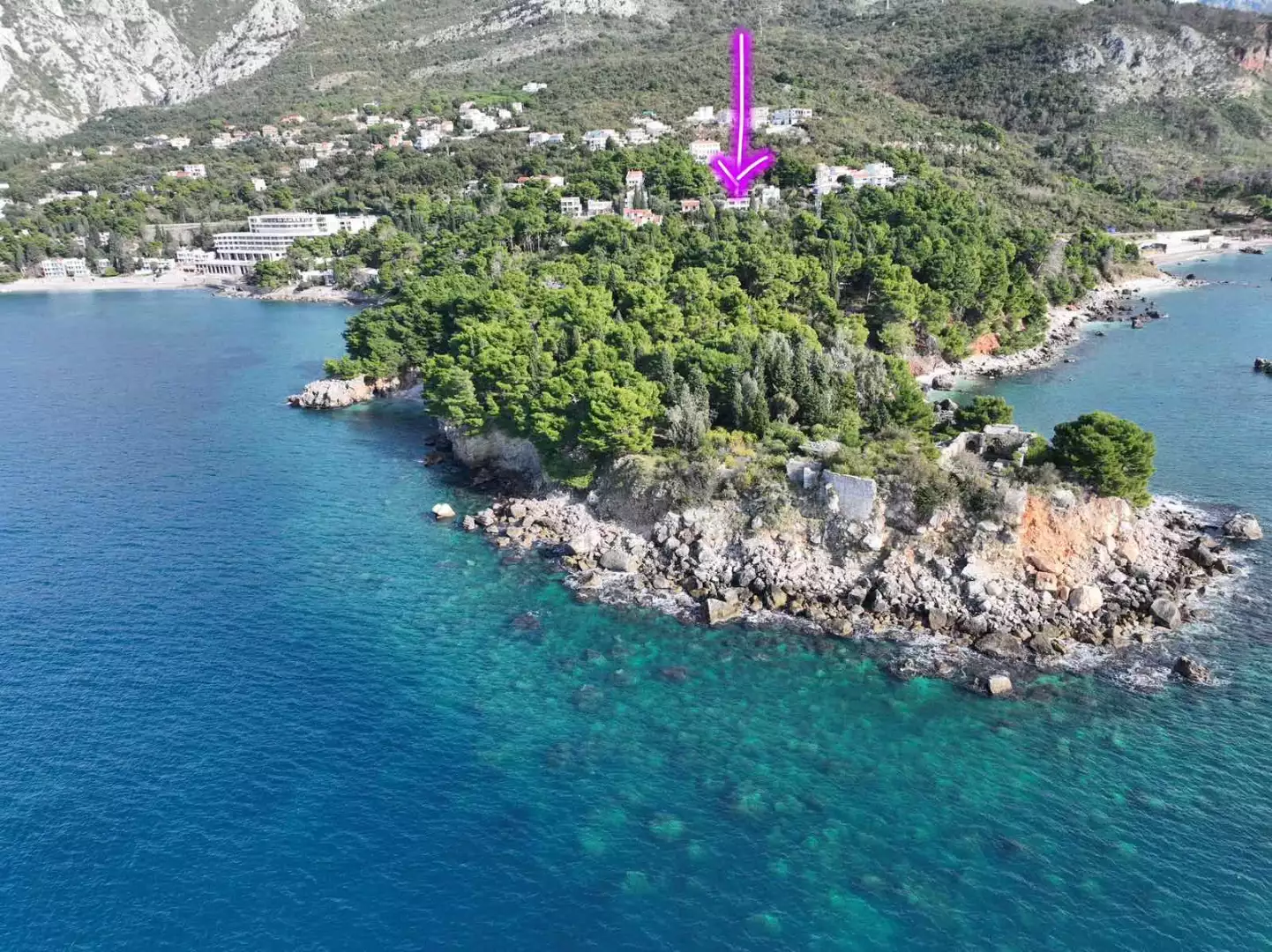 Villa 450m² in Montenegro, Bar. Priced at 1800000€ rent photo-5