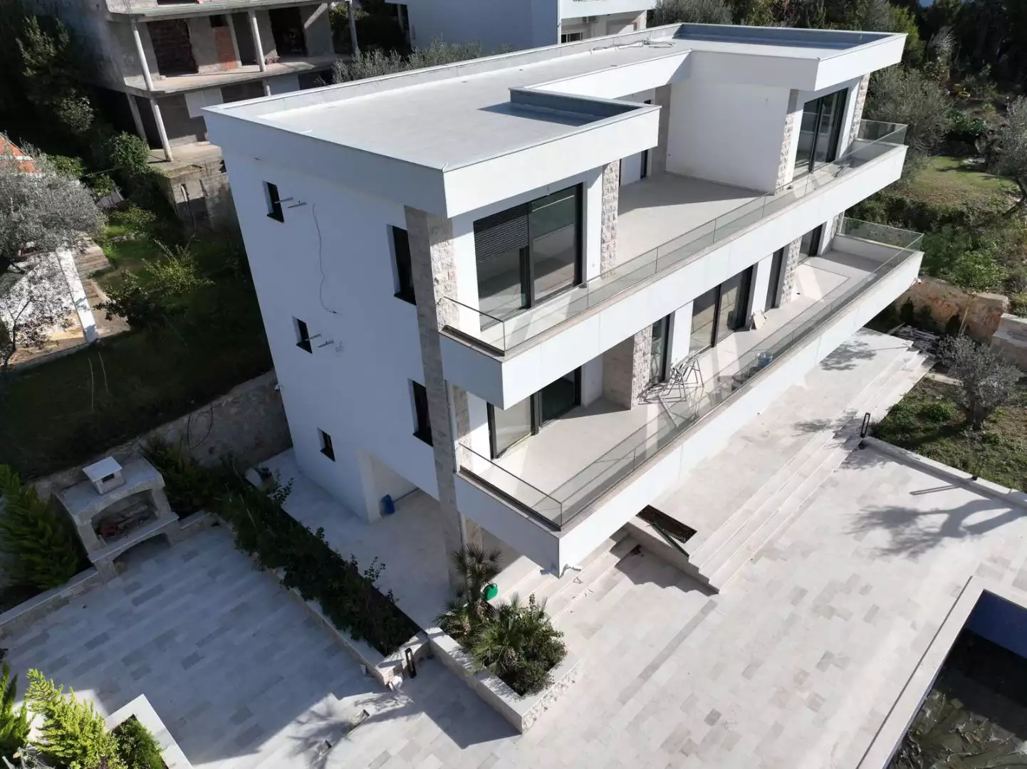 Villa 450m² in Montenegro, Bar. Priced at 1800000€ rent photo-9