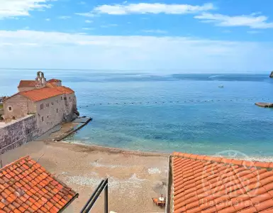 Buy in Montenegro for 455000€