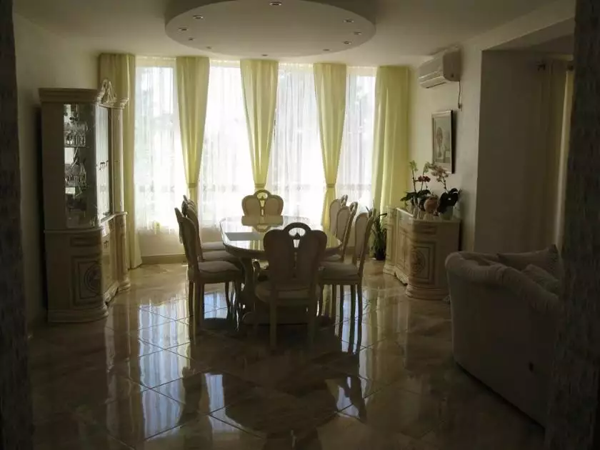 Villa 420m² in Montenegro, Bar. Priced at 590000€ rent photo-2