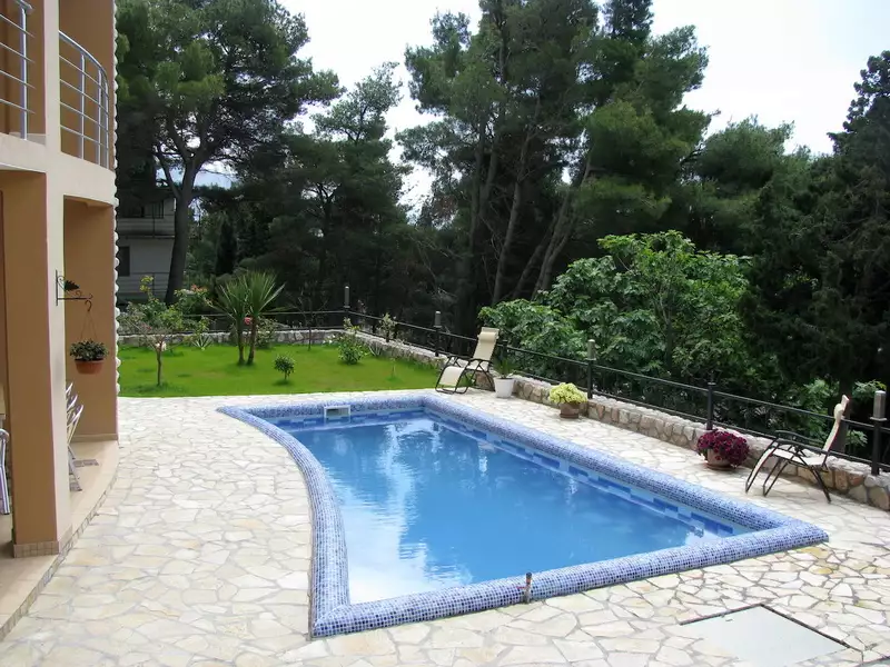 Villa 420m² in Montenegro, Bar. Priced at 590000€ rent photo-7