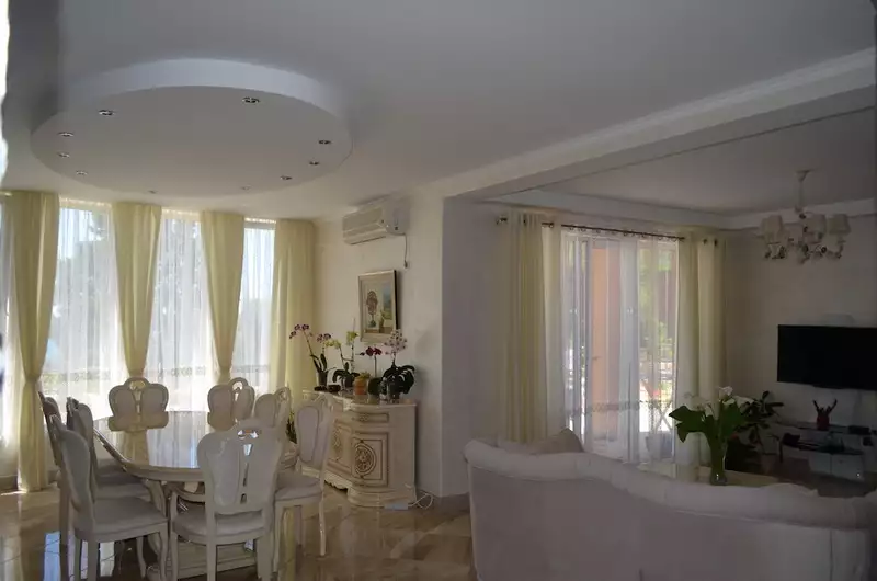 Villa 420m² in Montenegro, Bar. Priced at 590000€ rent photo-12