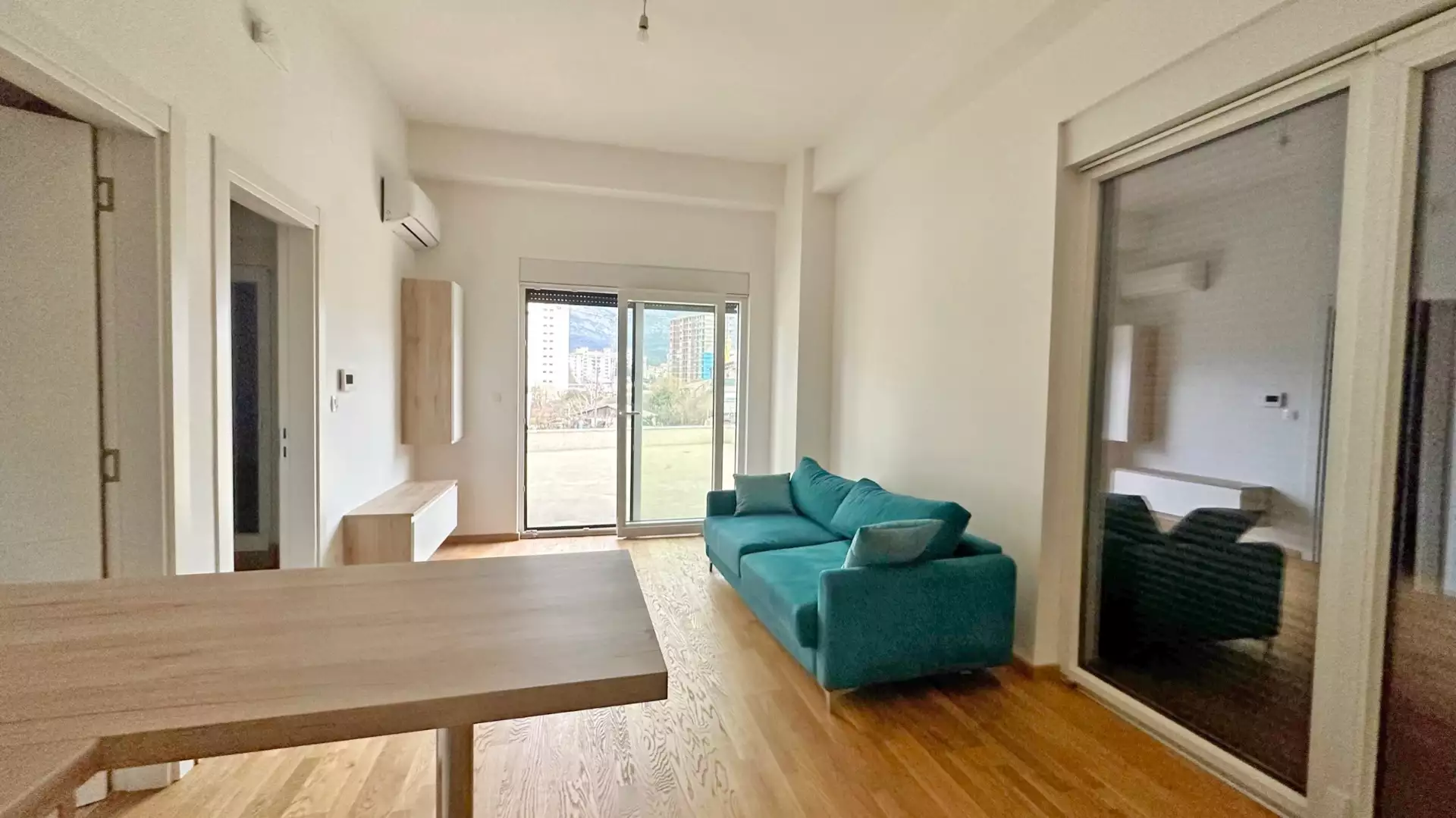 Flat 36m² in Montenegro, Bar. Priced at 120000€ rent photo-12