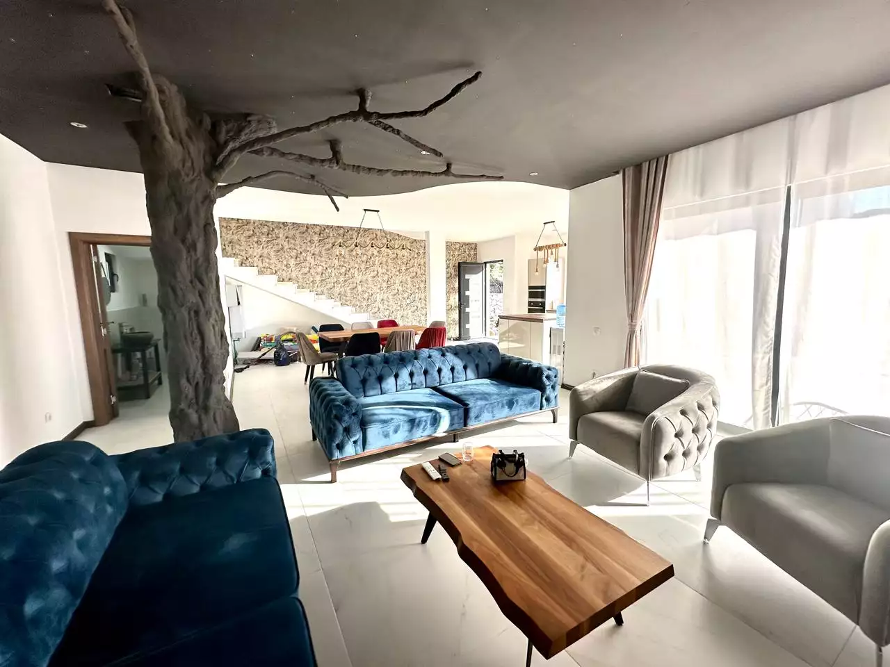 Villa 250m² in Montenegro, Utjeha. Priced at 430000€ rent photo-2