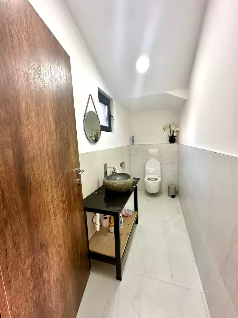 Villa 250m² in Montenegro, Utjeha. Priced at 430000€ rent photo-27