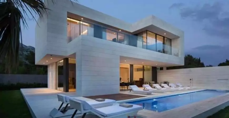 Villa 300m² in Montenegro, Bar. Priced at 350000€ rent photo-1