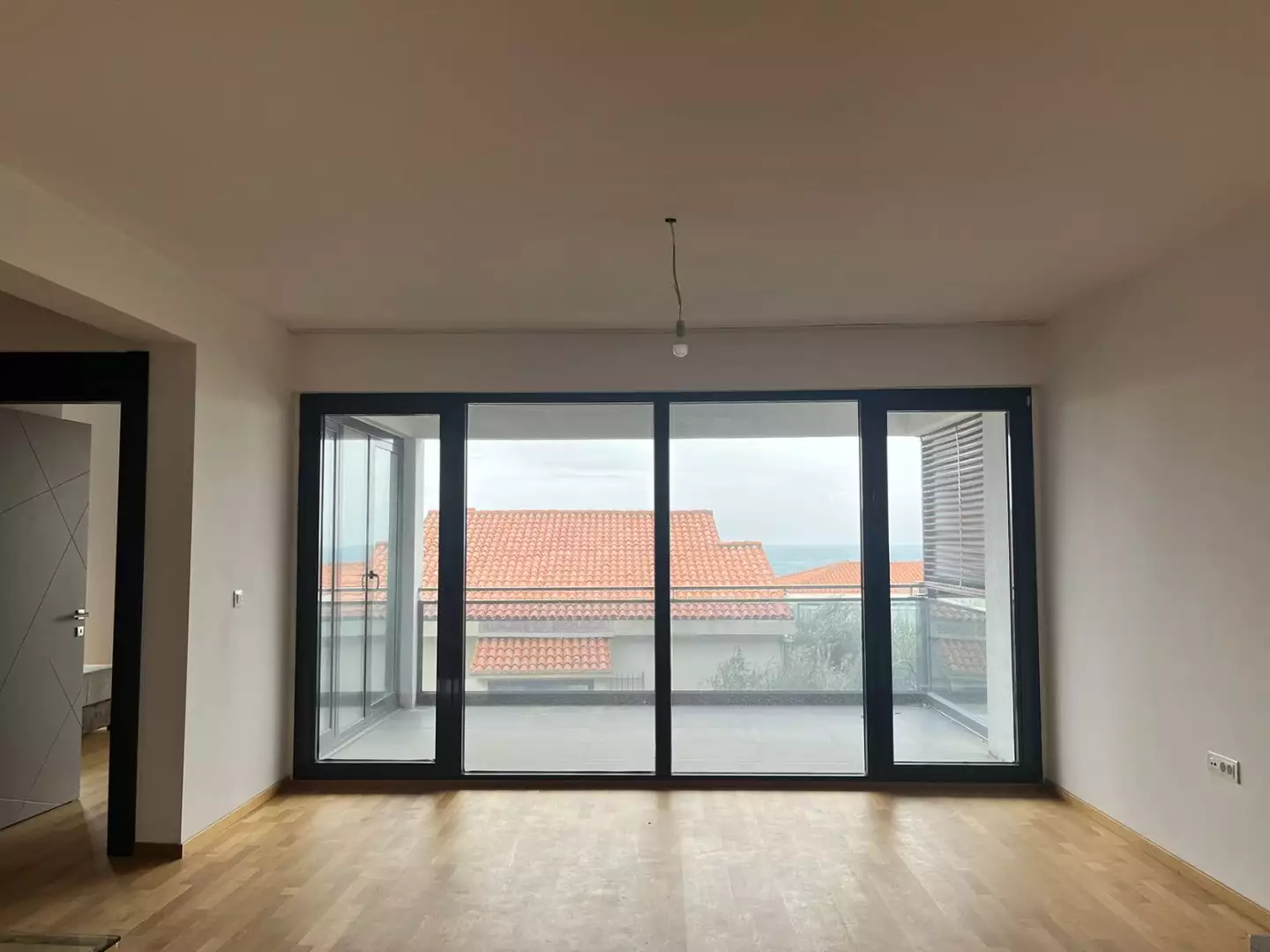 Flat 133m² in Montenegro, Sveti Stefan. Priced at 413000€ rent photo-2