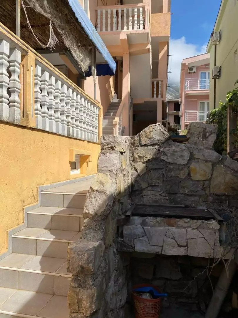 House 220m² in Montenegro, Sutomore. Priced at 275000€ rent photo-5