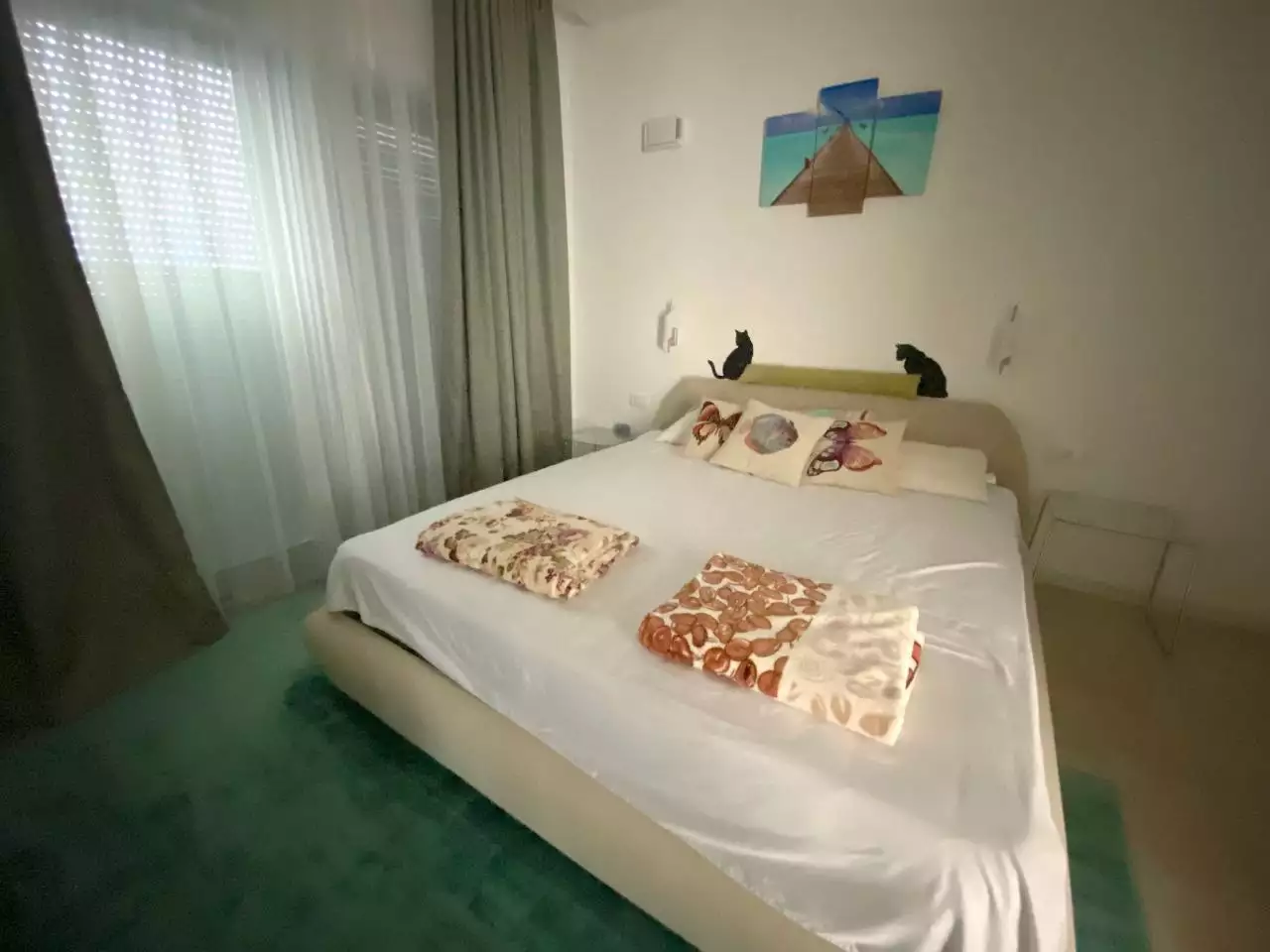 House 200m² in Montenegro, Budva. Priced at 550000€ rent photo-7